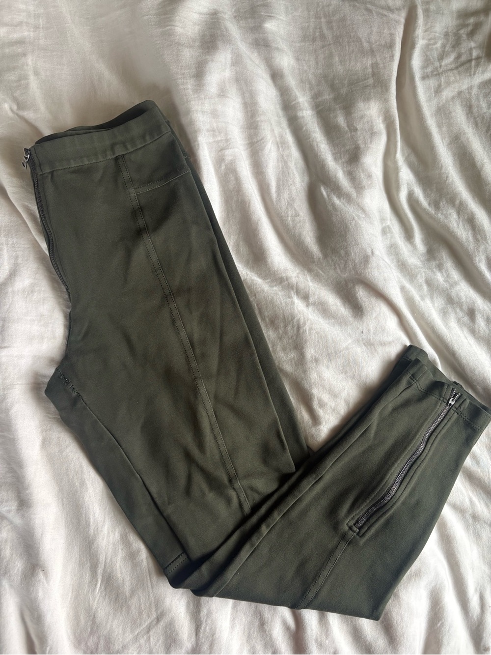 BCBGMaxAzria Olive Green Zip-Detail Leggings